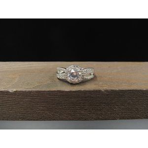 Size 7 Sterling Silver White Sapphires Bright Band Ring Vintage Statement